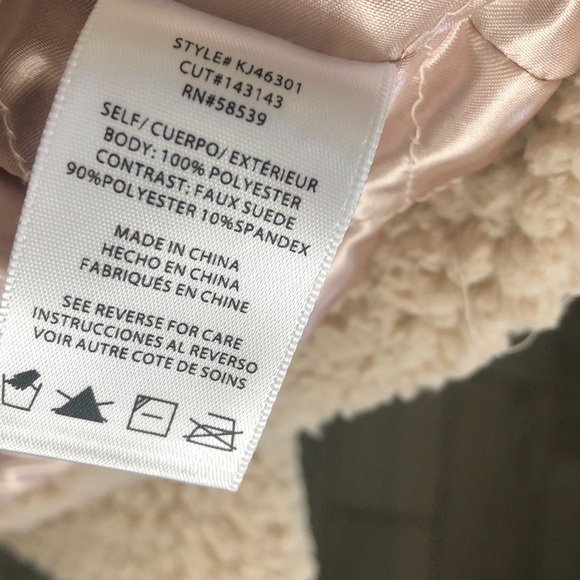 Kut from the Kloth|Tan Teddy jacket with front pockets•••Perfect for fall/winter - Picture 9 of 15